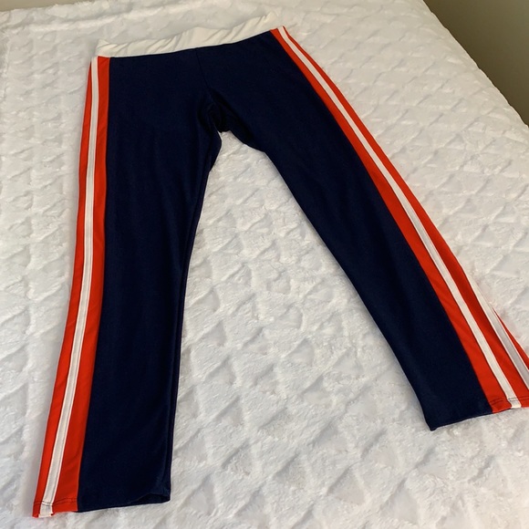 ❤️NWT Matching leggings & Half Top Set❤️ - Picture 4 of 5